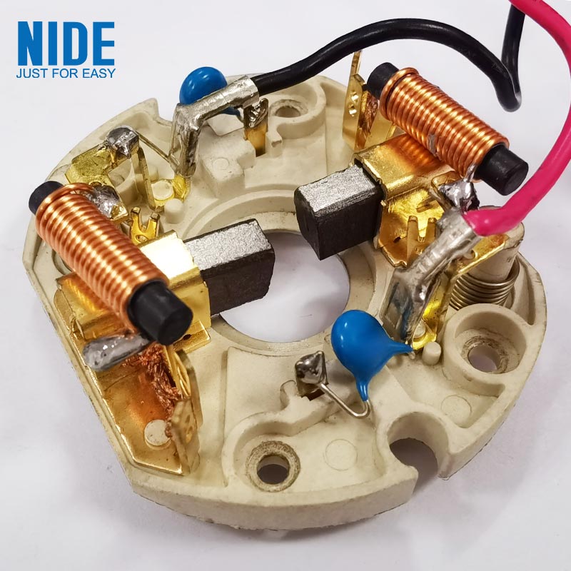 Qanday qilib uglerod cho'tkalari avtoulovning ishlashi va uzoq umrini yaxshilaydi